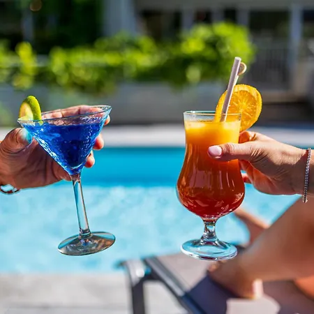 ホテル La Florangerie - & Piscine 4*