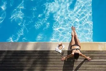 La Florangerie - & Piscine Hotel