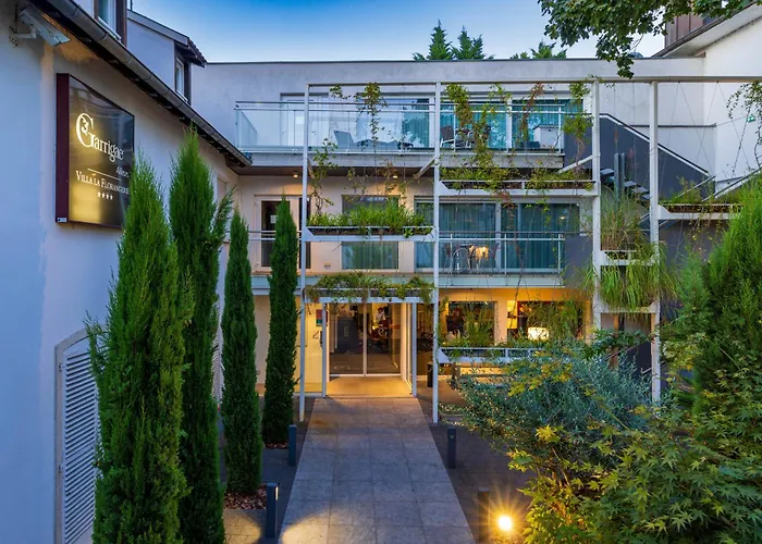 La Florangerie - & Piscine Hotel