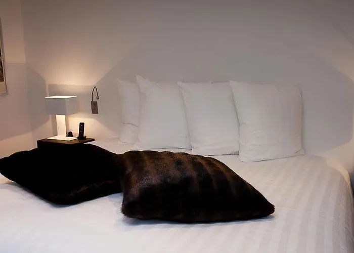 La Florangerie - & Piscine Hotel