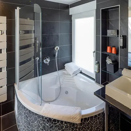 La Florangerie - & Piscine 호텔