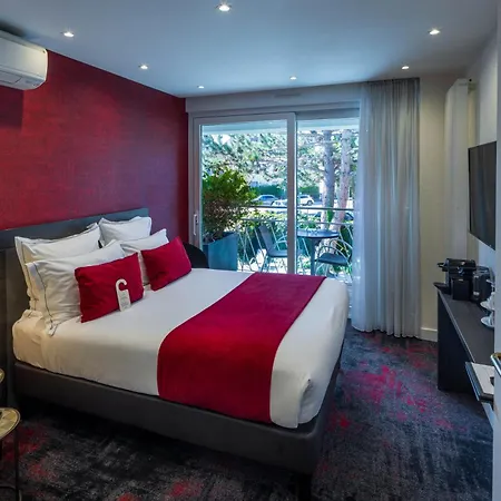 La Florangerie - & Piscine 호텔 4*